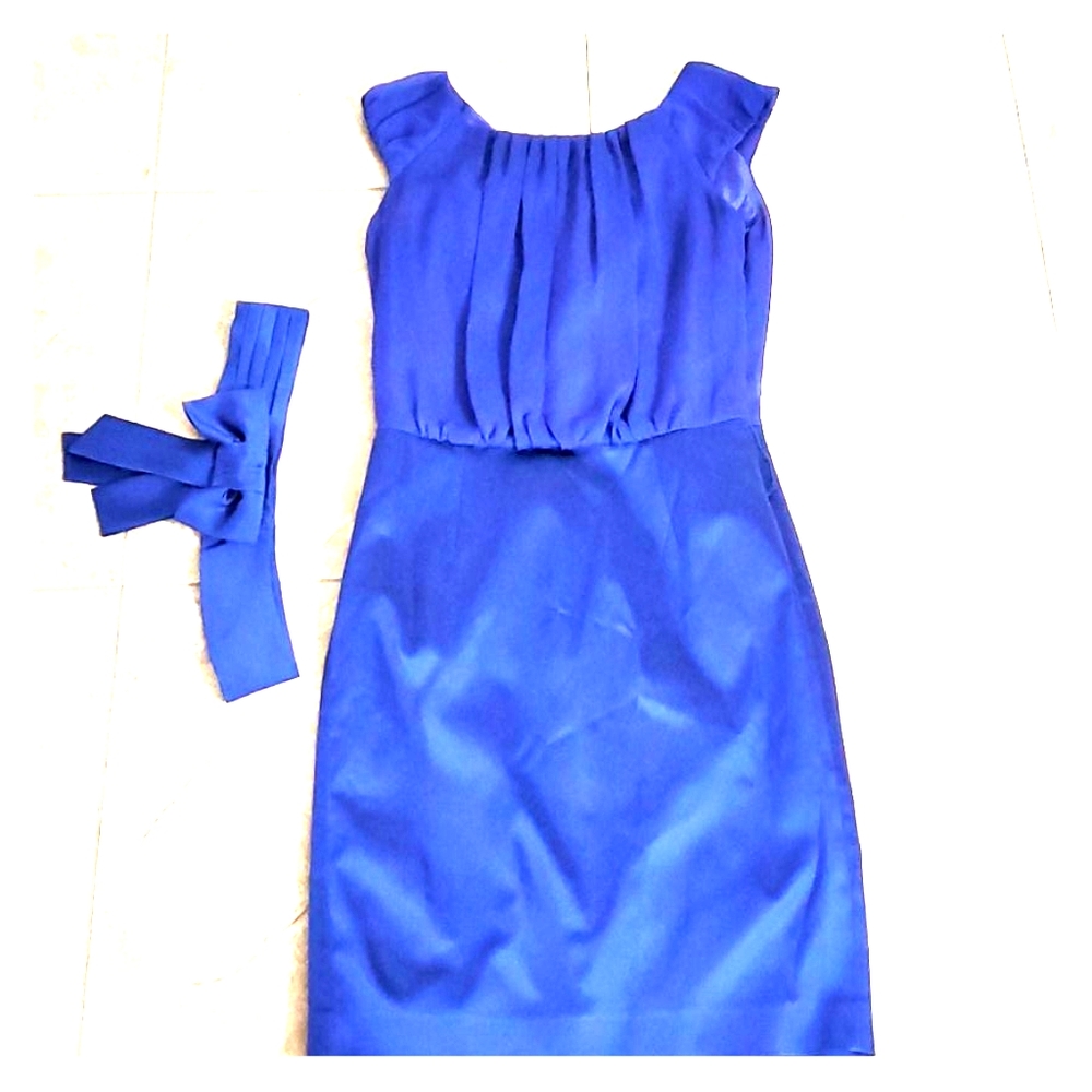 Blue dress